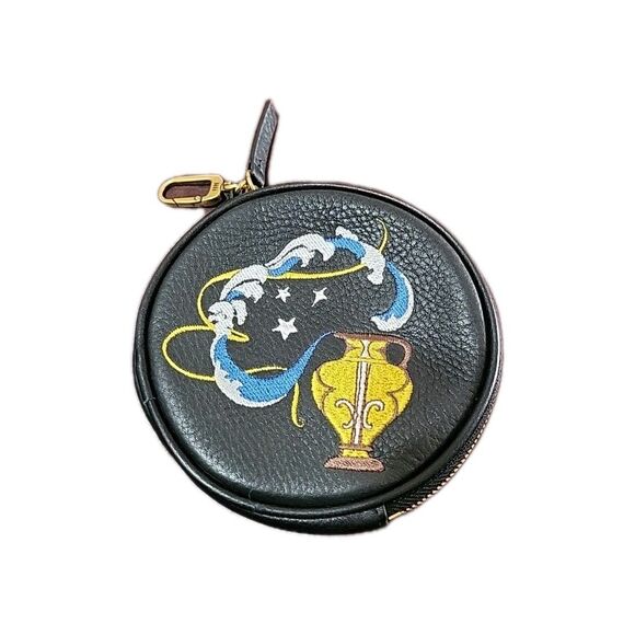 Hobo Intl Black Leather zodiac Star Sign Aquarius Pouch W/ Dogclip EUC - Picture 1 of 7